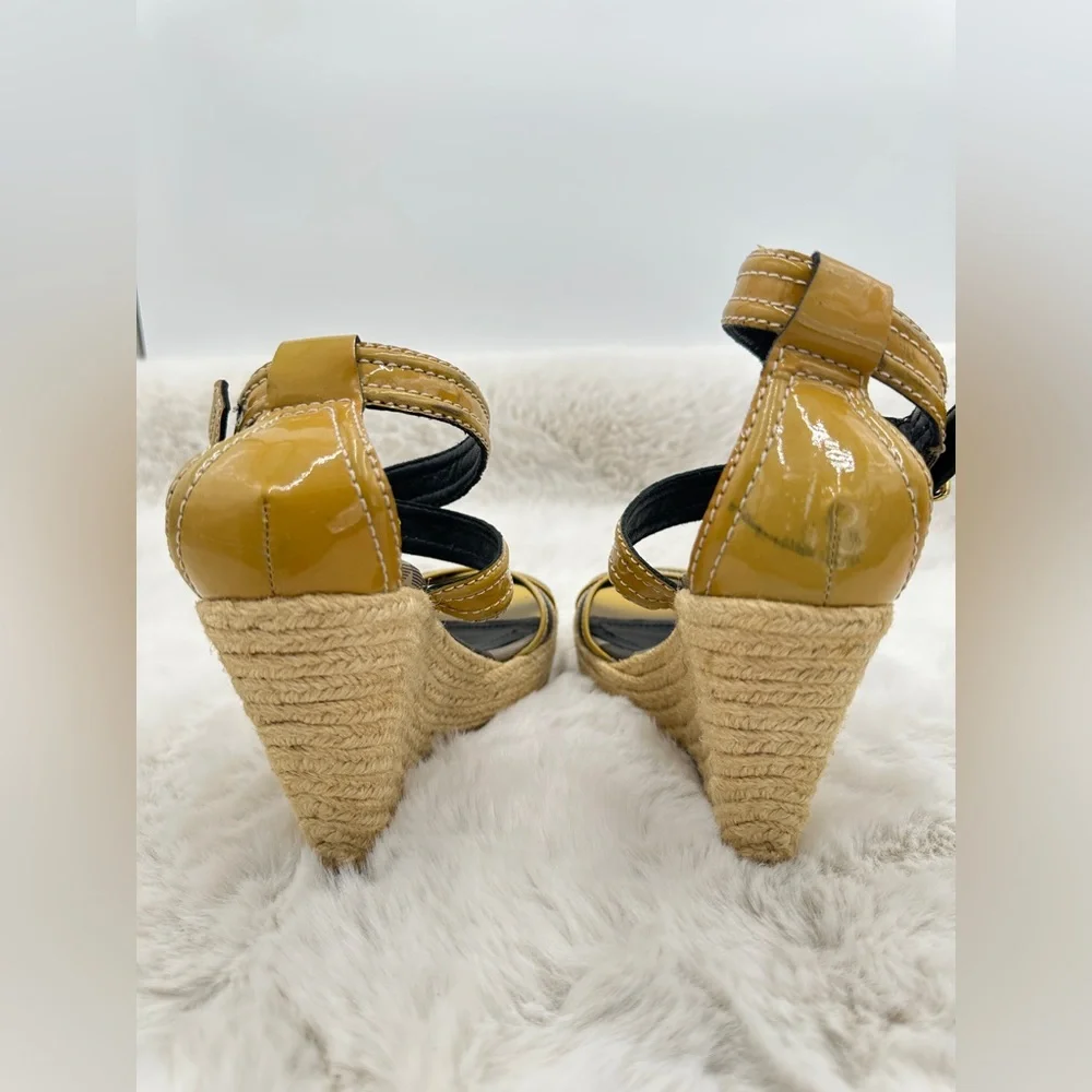 Burberry Espadrille wedges nova check patent leather strappy sandals‎ 38 US 8